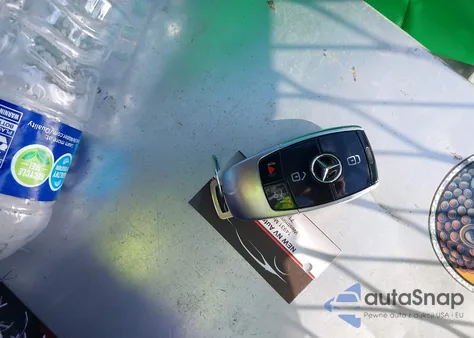 2017 Mercedes-Benz E 300 из США, поврежденный, VIN WDDZF4JB6HA178973